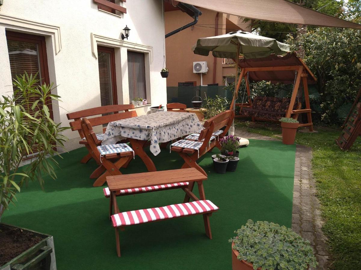 Liliana Vendeghaz Apartment Balatonfuzfo Exterior photo