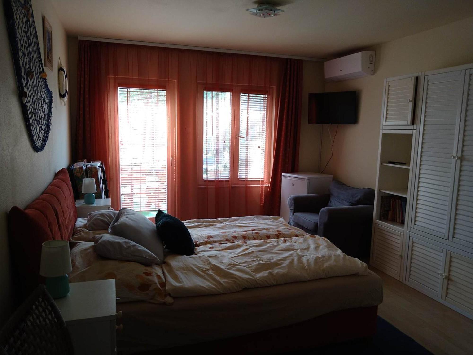 Liliana Vendeghaz Apartment Balatonfuzfo Room photo